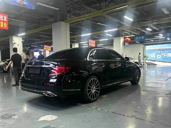 Mercedes-Benz E-Class 2017