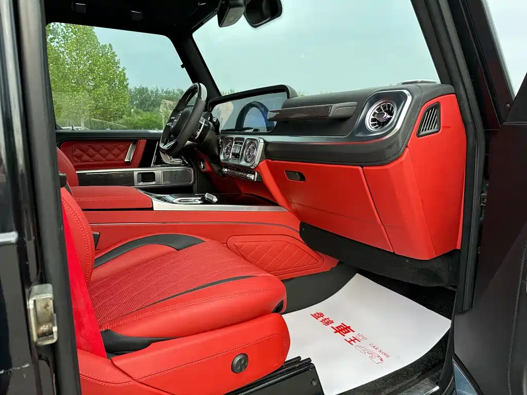 Mercedes-Benz G-Class 2011 — фото 13