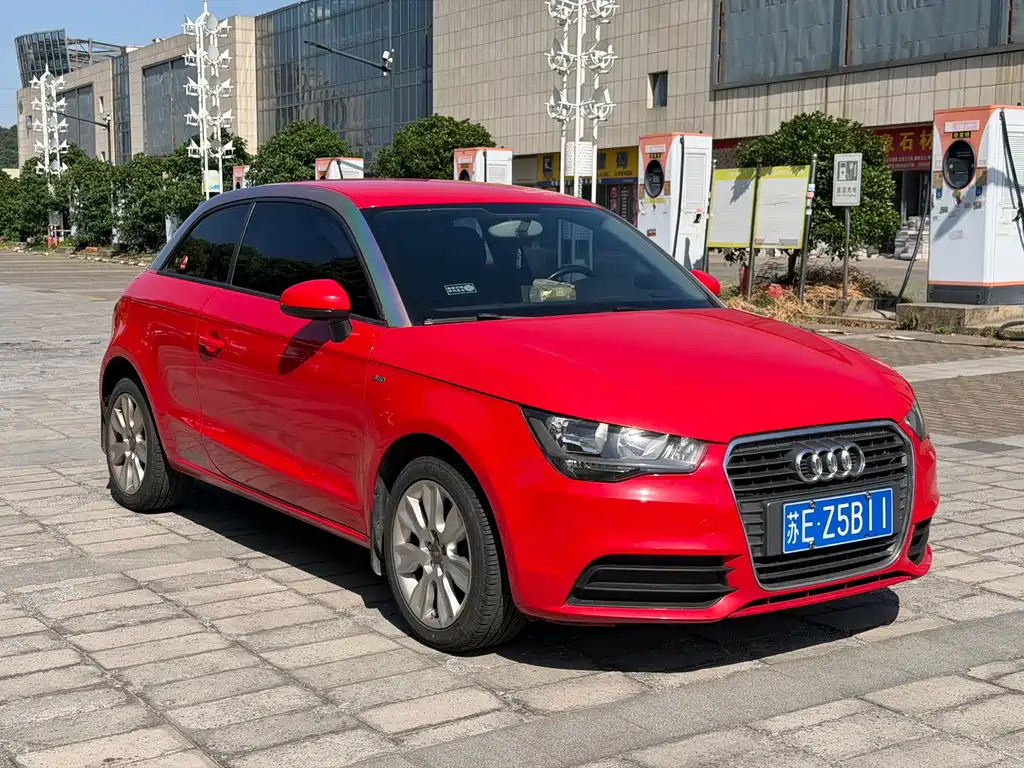 Audi A1 2014 — фото 3
