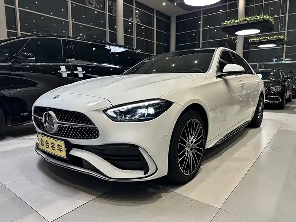 Mercedes-Benz C-Class 2024