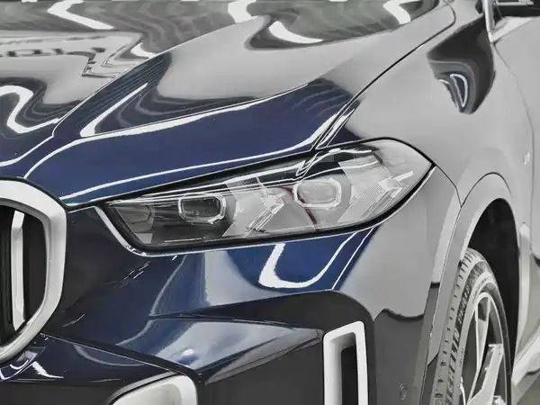 BMW X5 2023
