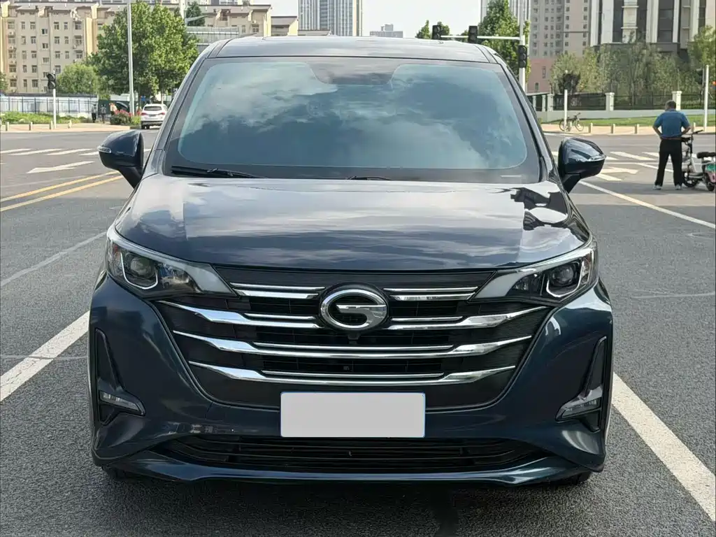GAC Motor Trumpchi M6 2020 — фото 2