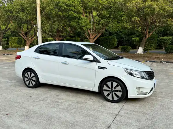 Kia K2 2012
