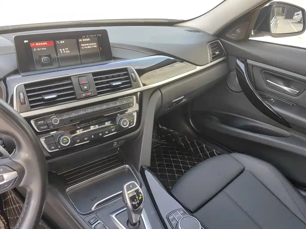 BMW 3 Series 2018