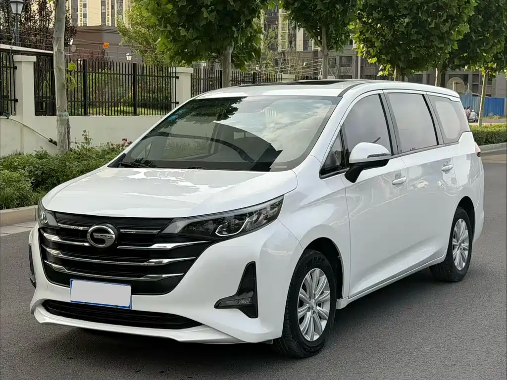 GAC Motor Trumpchi M6 2019 — фото 3