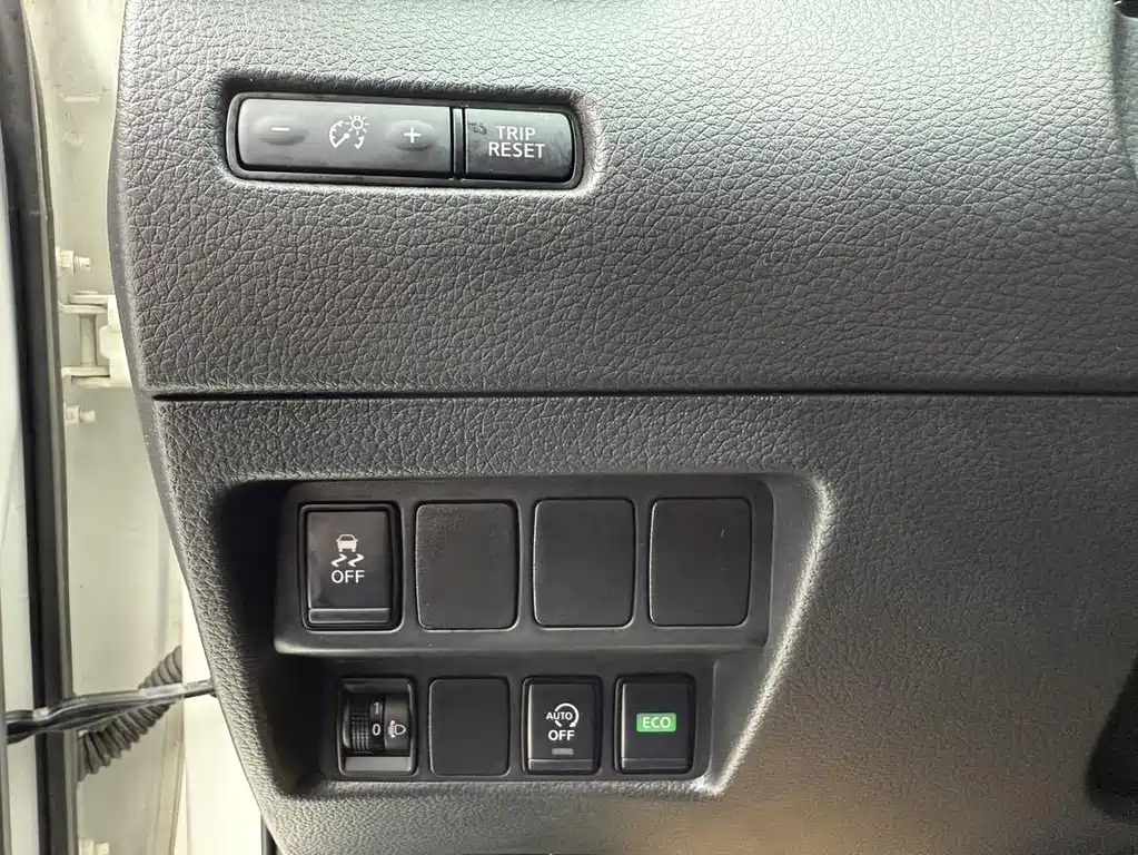 Nissan X-Trail 2023 — фото 21
