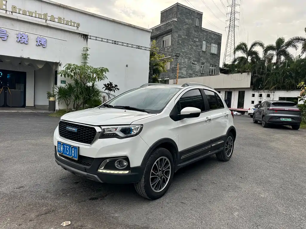Haval H1 2016 — фото 1
