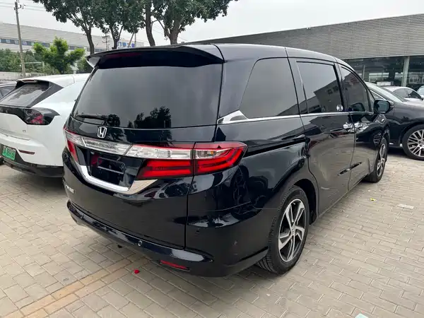 Honda Odyssey 2015