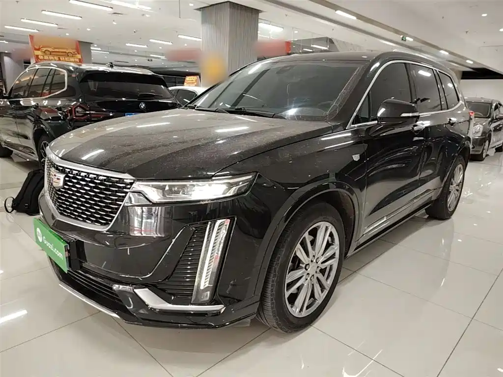 Cadillac XT6 2023 — фото 1