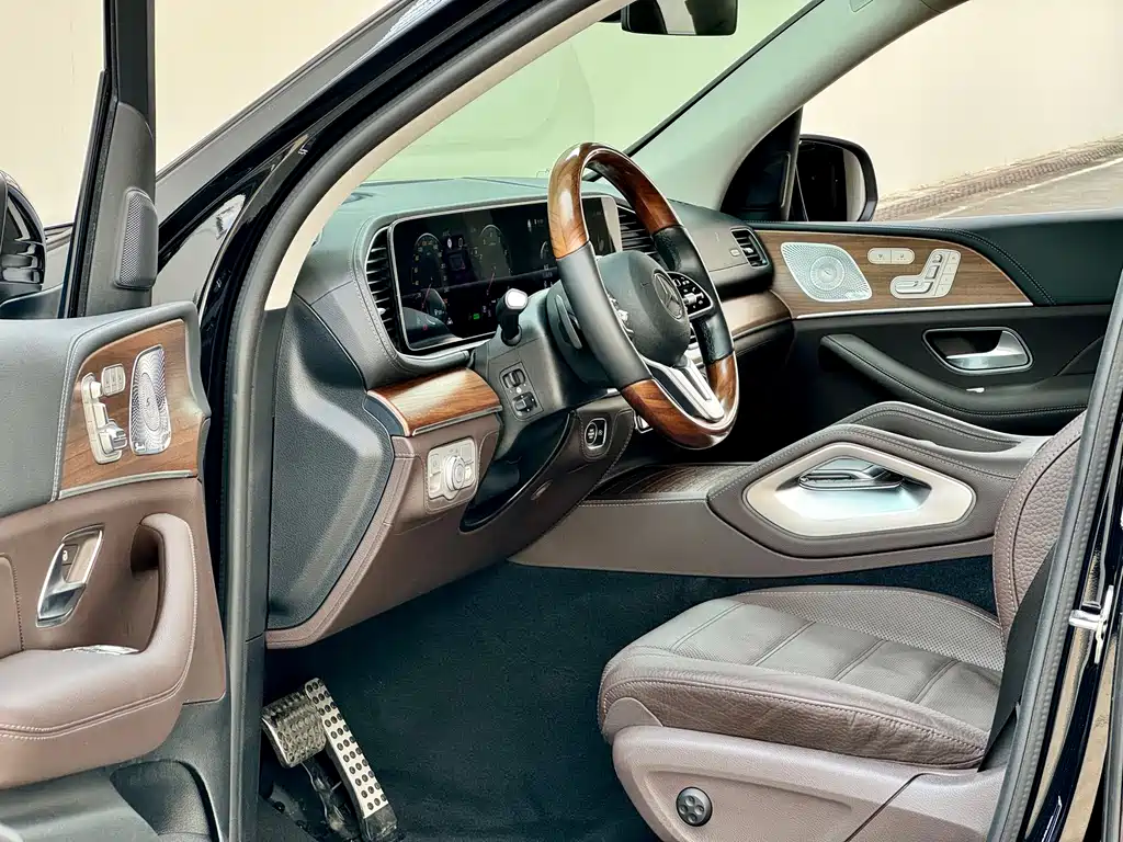 Mercedes-Benz GLS 2021 — фото 4