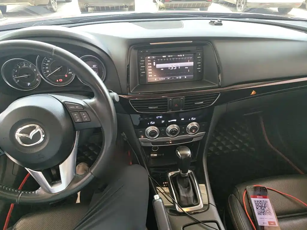Mazda Atenza 2015 — фото 10
