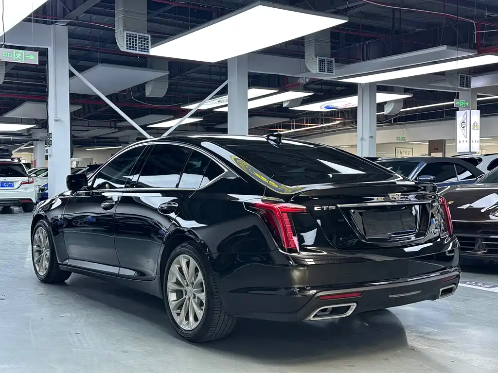 Cadillac CT5 2024 — фото 18