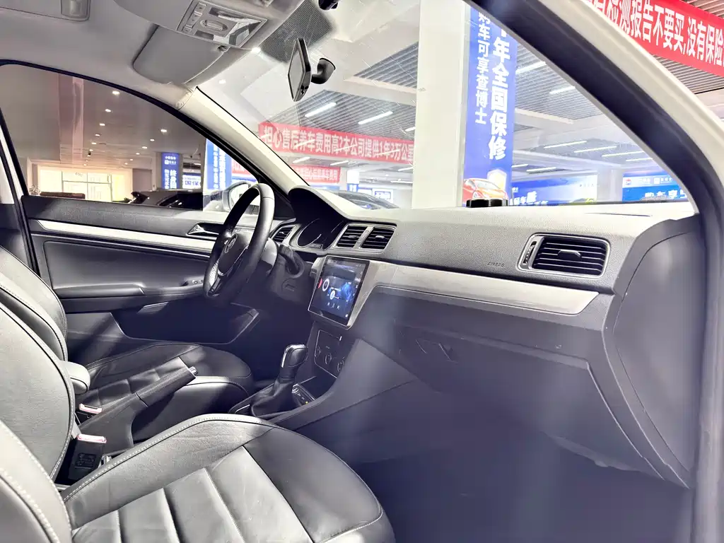 Volkswagen Gran Lavida 2019 — фото 14