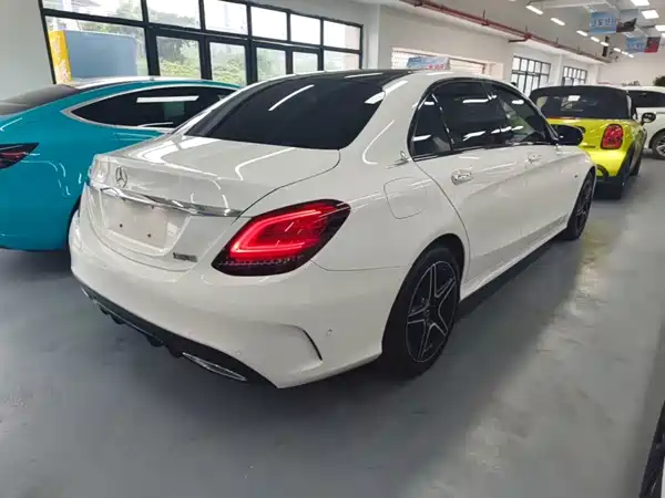 Mercedes-Benz C-Class 2021