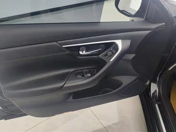 Nissan Teana 2016