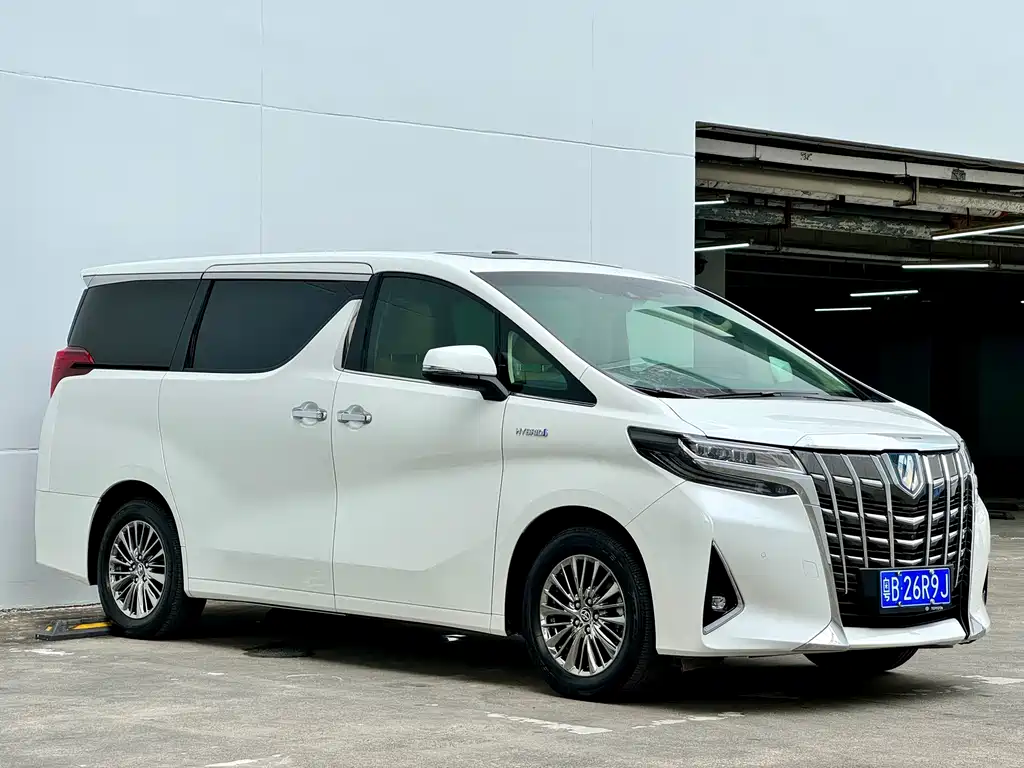 Toyota Alphard 2020 — фото 3