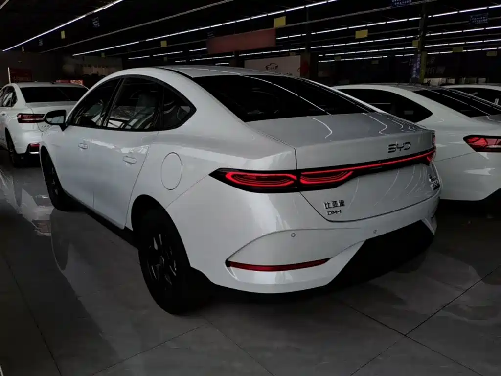BYD Qin PLUS 2026 — фото 5