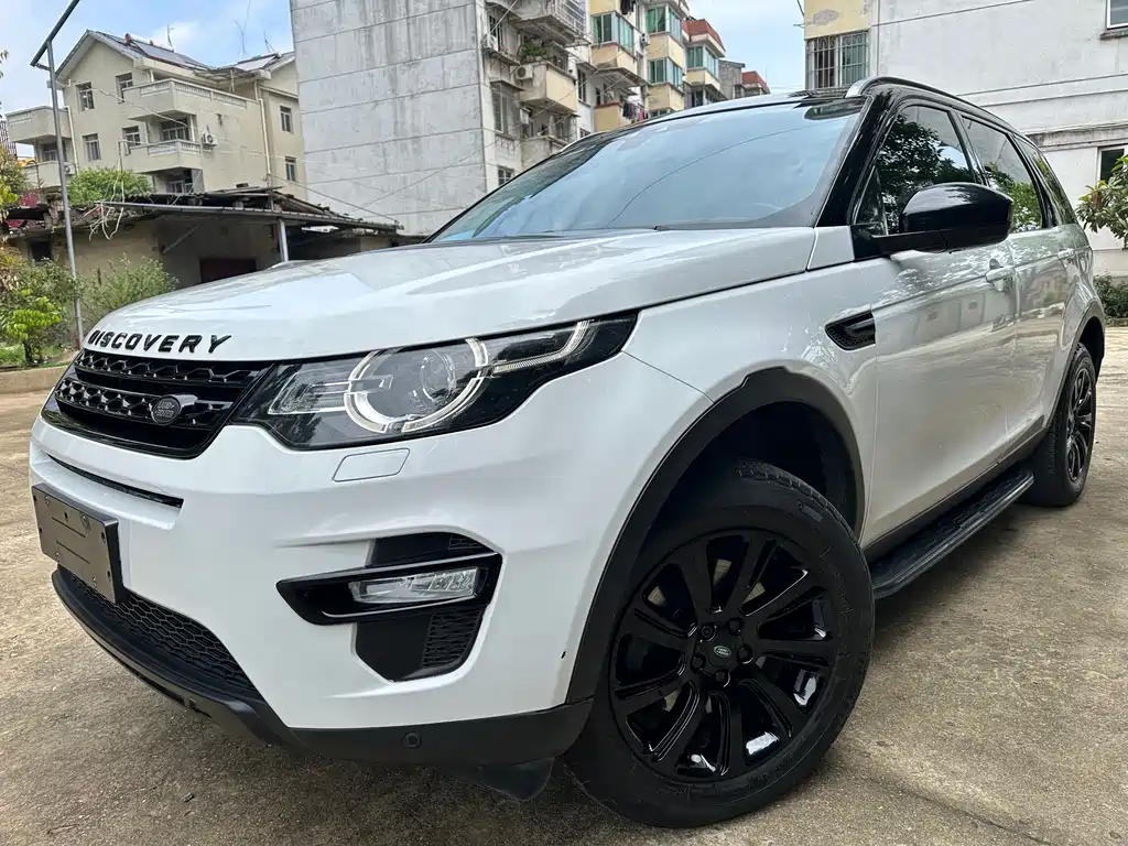 Land Rover Discovery Sport 2017 — фото 1