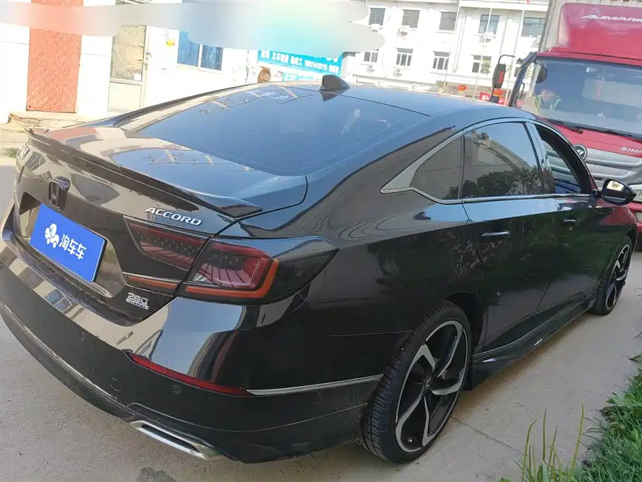 Honda Accord 2020 — фото 3
