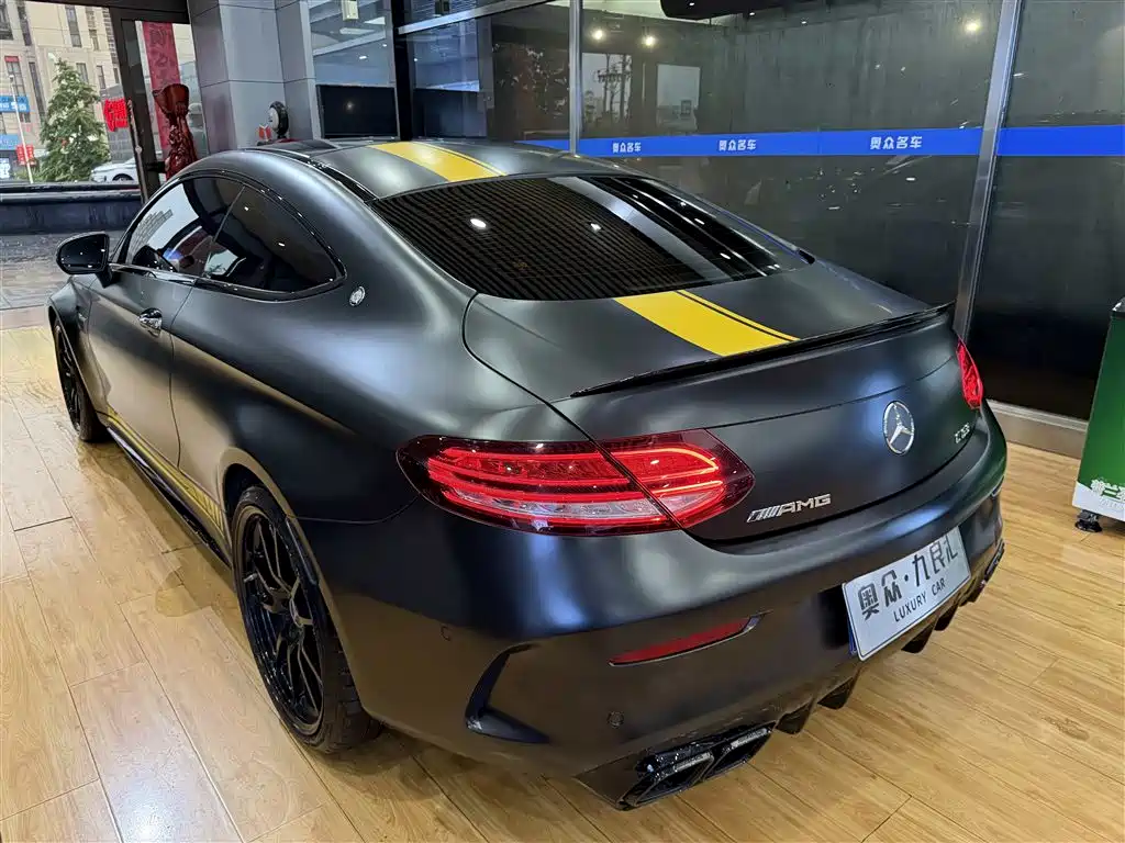 Mercedes-Benz C-Class AMG 2023 — фото 16