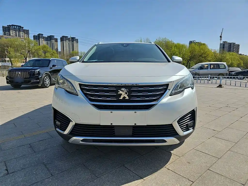 Peugeot 5008 2018 — фото 7