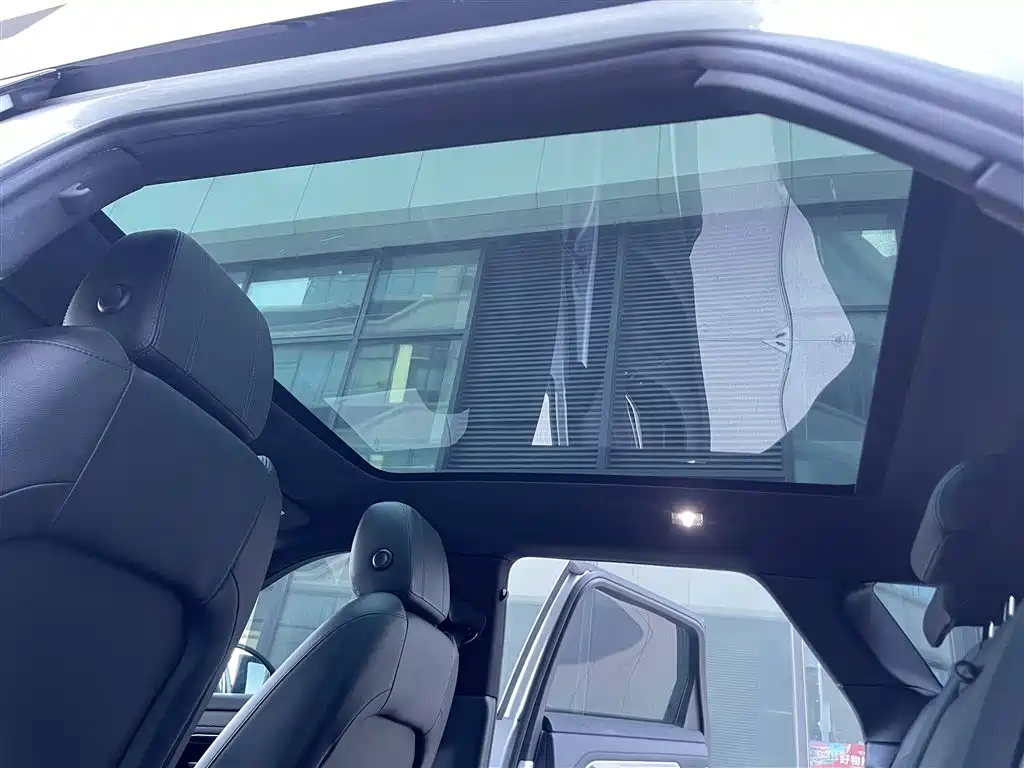Land Rover Evoque 2020 — фото 31