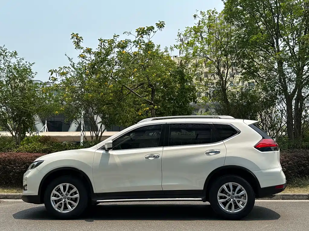 Nissan X-Trail 2018 — фото 17