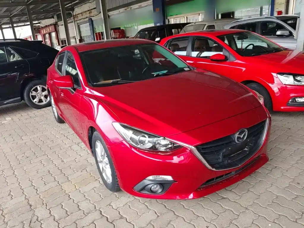 Mazda 3 Axela 2016