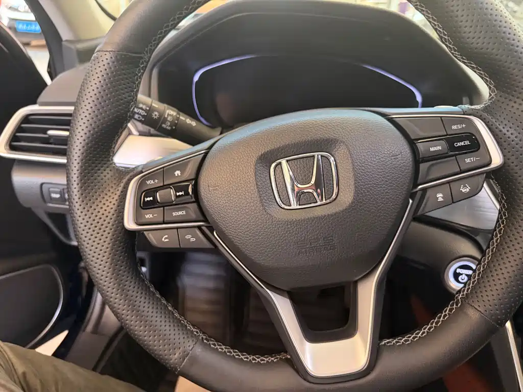 Honda Inspire 2021 — фото 5