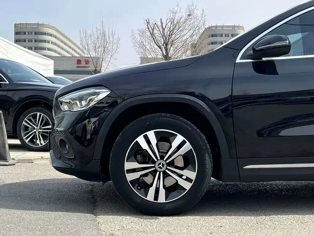 Mercedes-Benz GLA 2021 — фото 12