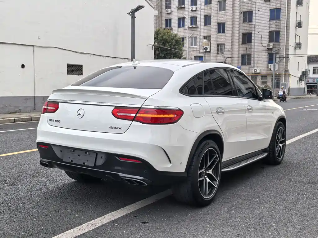 Mercedes-Benz GLE Coupe 2017 — фото 11