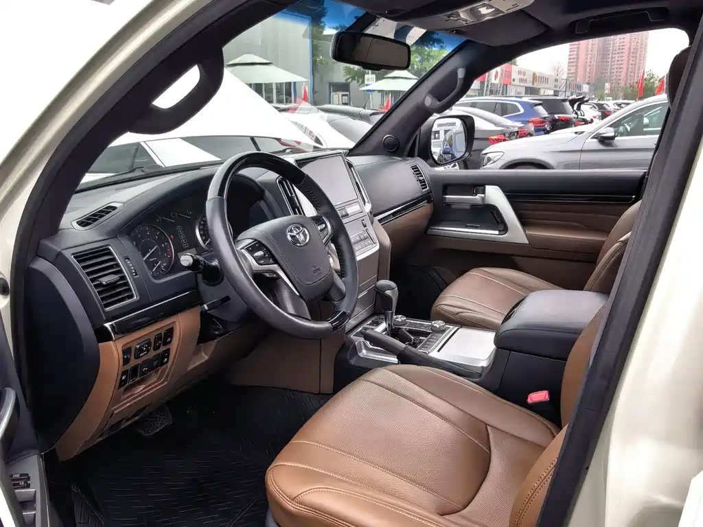 Toyota Land Cruiser 2014 — фото 14