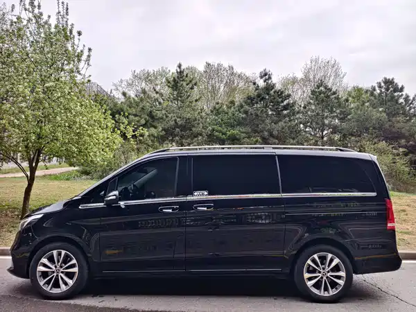 Mercedes-Benz V-Class 2022