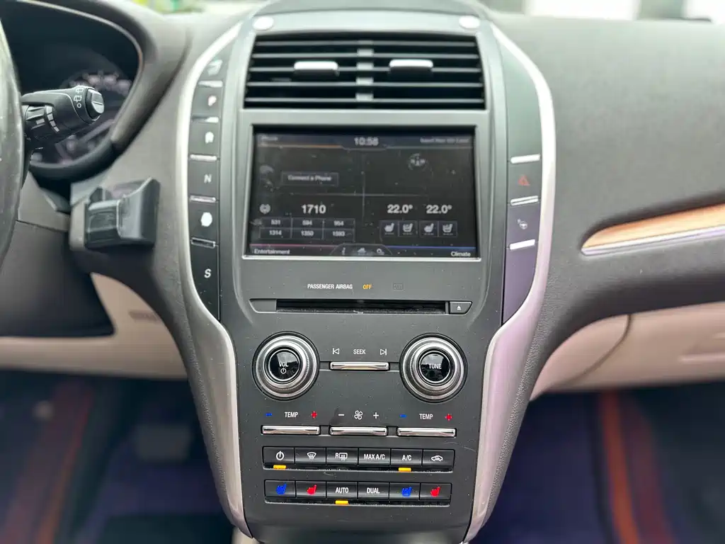 Lincoln MKC 2015 — фото 22