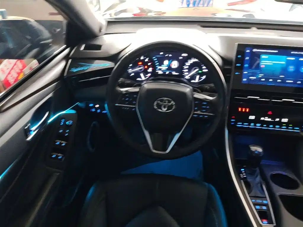Toyota Avalon 2022 — фото 11