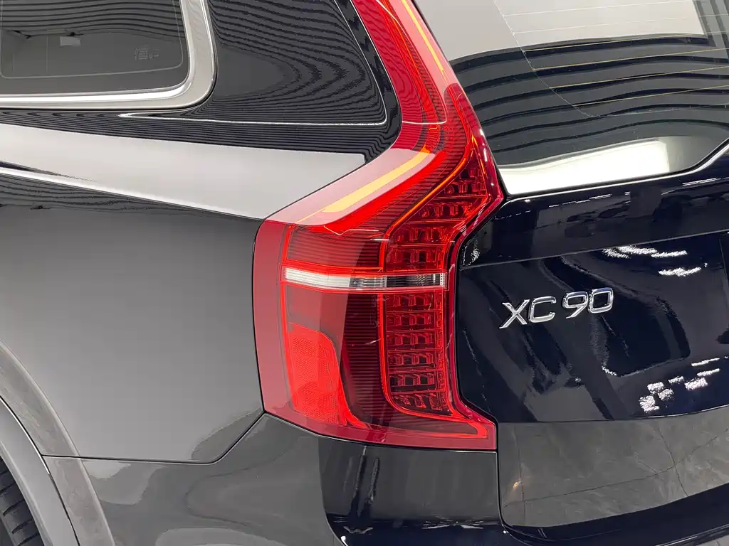 Volvo XC90 2024 — фото 20