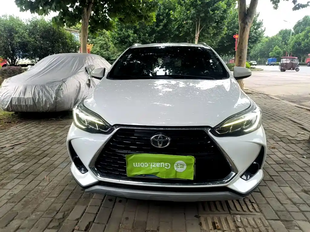 Toyota Yaris L 2022