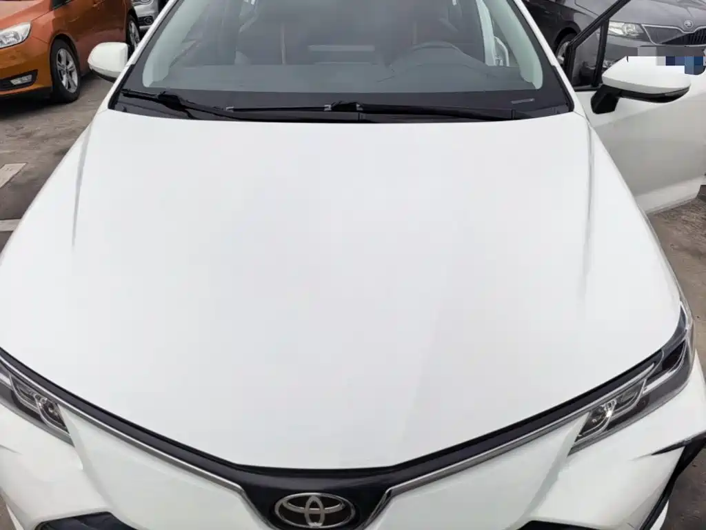 Toyota Corolla 2023 — фото 20