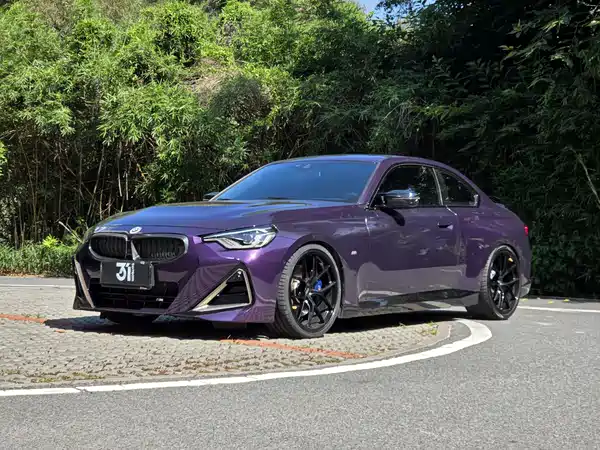 BMW M240i 2023