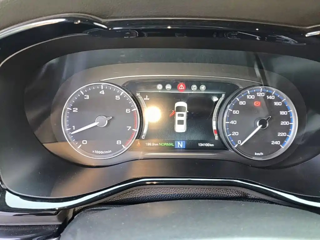 GAC Motor Trumpchi M8 2018 — фото 12