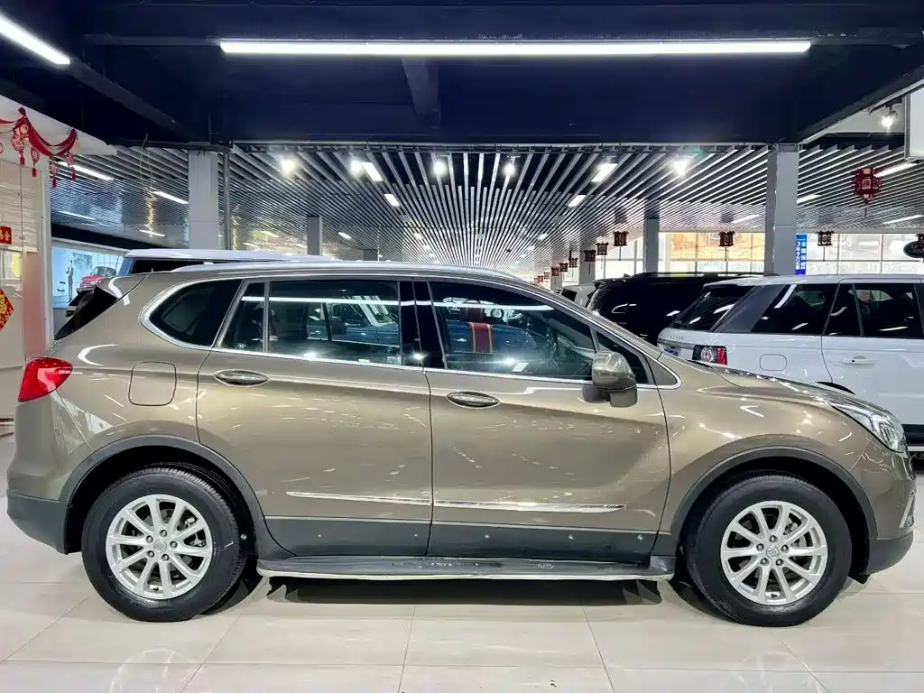 Buick Envision Plus 2017 — фото 10