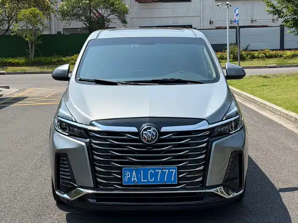 Buick GL8 2023