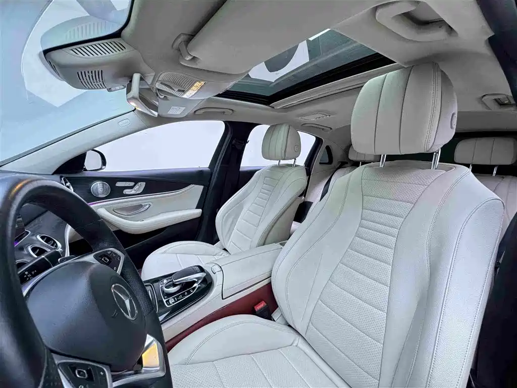 Mercedes-Benz E-Class 2017 — фото 12