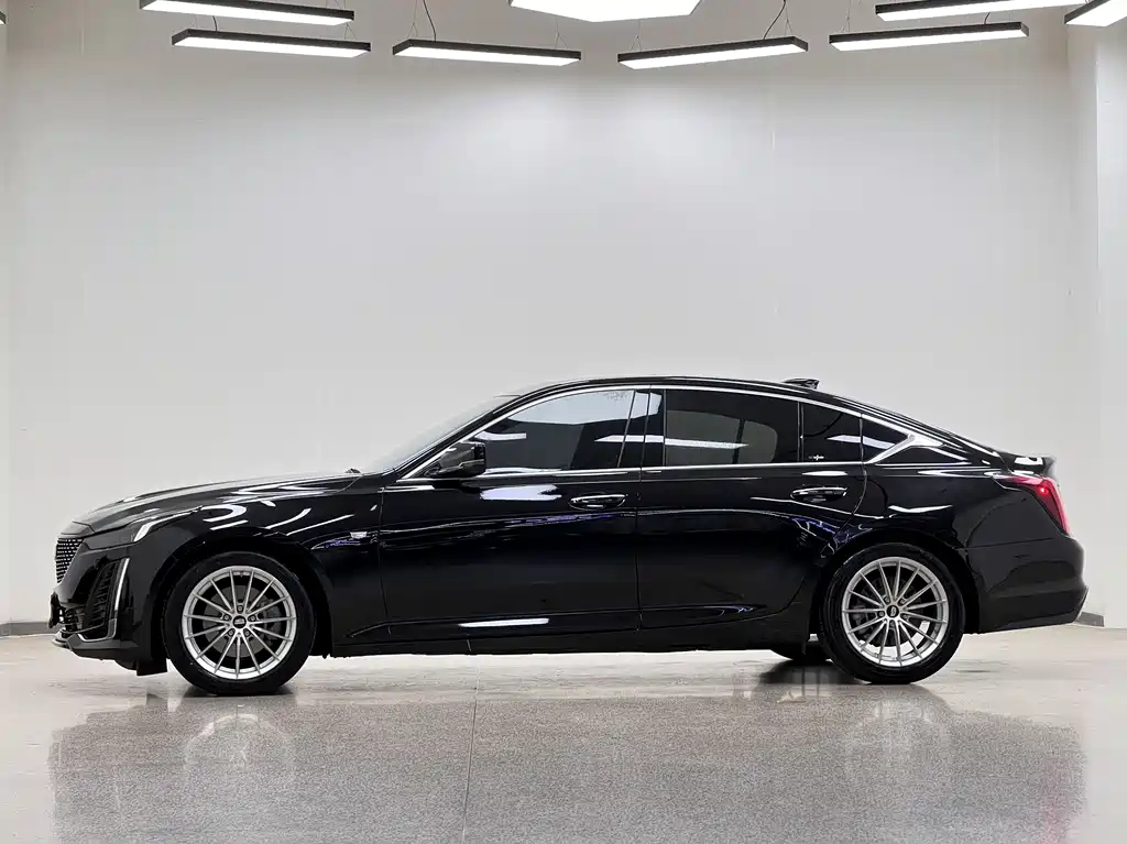 Cadillac CT5 2020 — фото 4