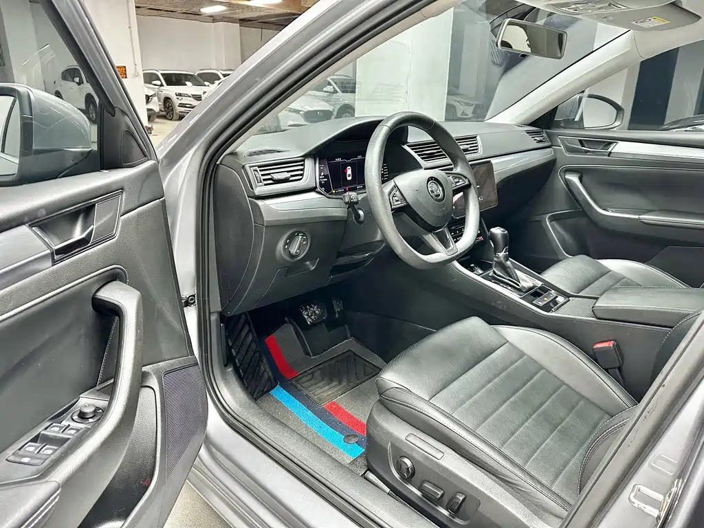 Skoda Superb 2022