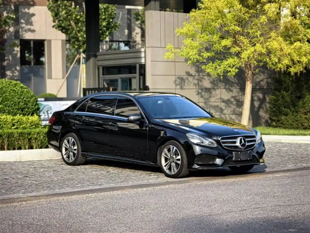 Mercedes-Benz E-Class 2016