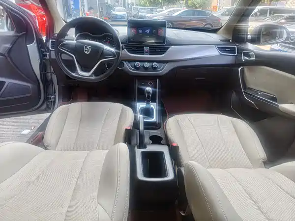 Baojun 310W 2017
