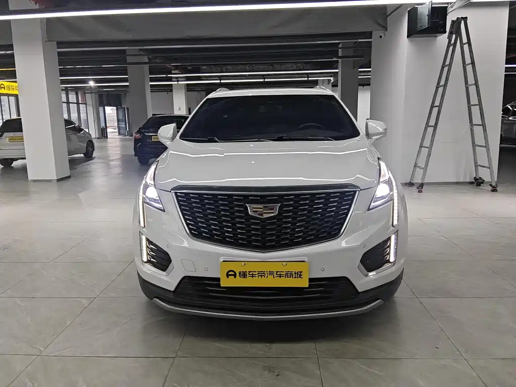 Cadillac XT5 2021 — фото 7