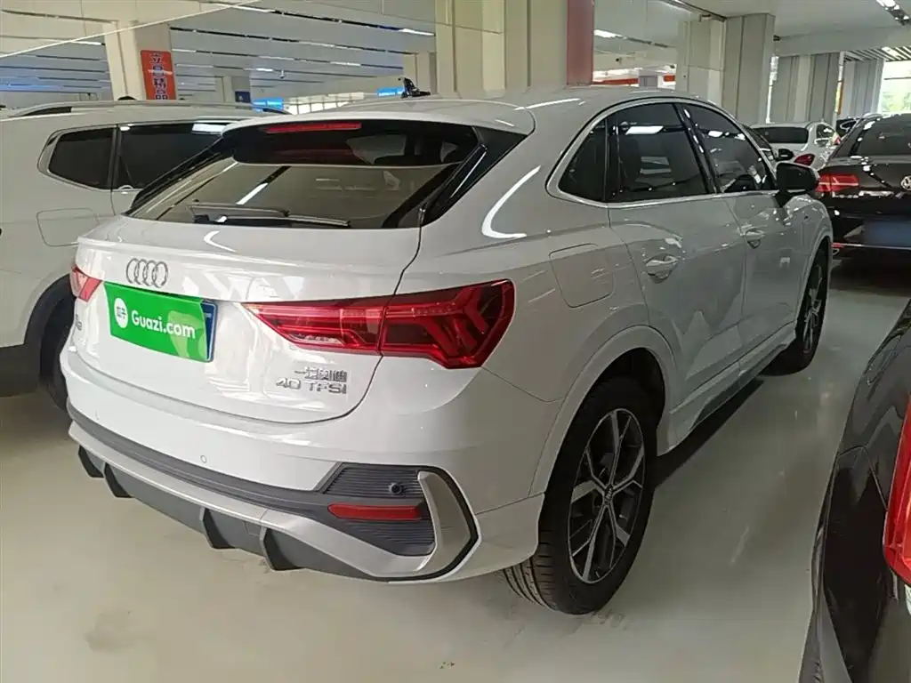 Audi Q3 Sportback 2021 — фото 7