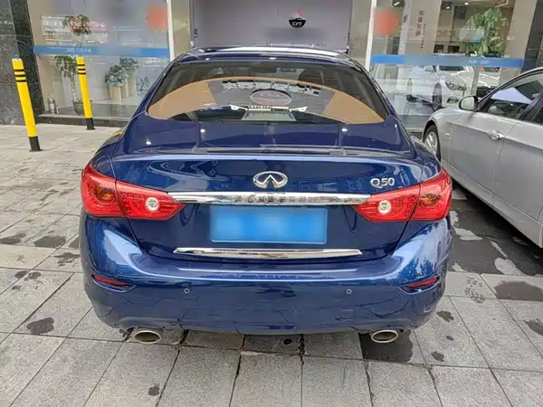 Infiniti Q50L 2016